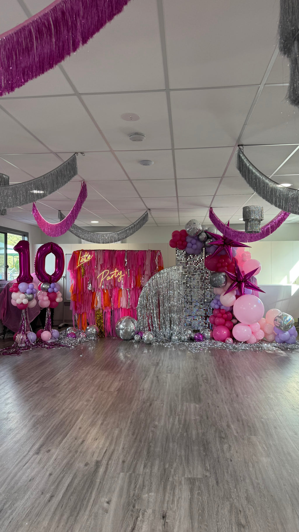 Balloon numbers on stands