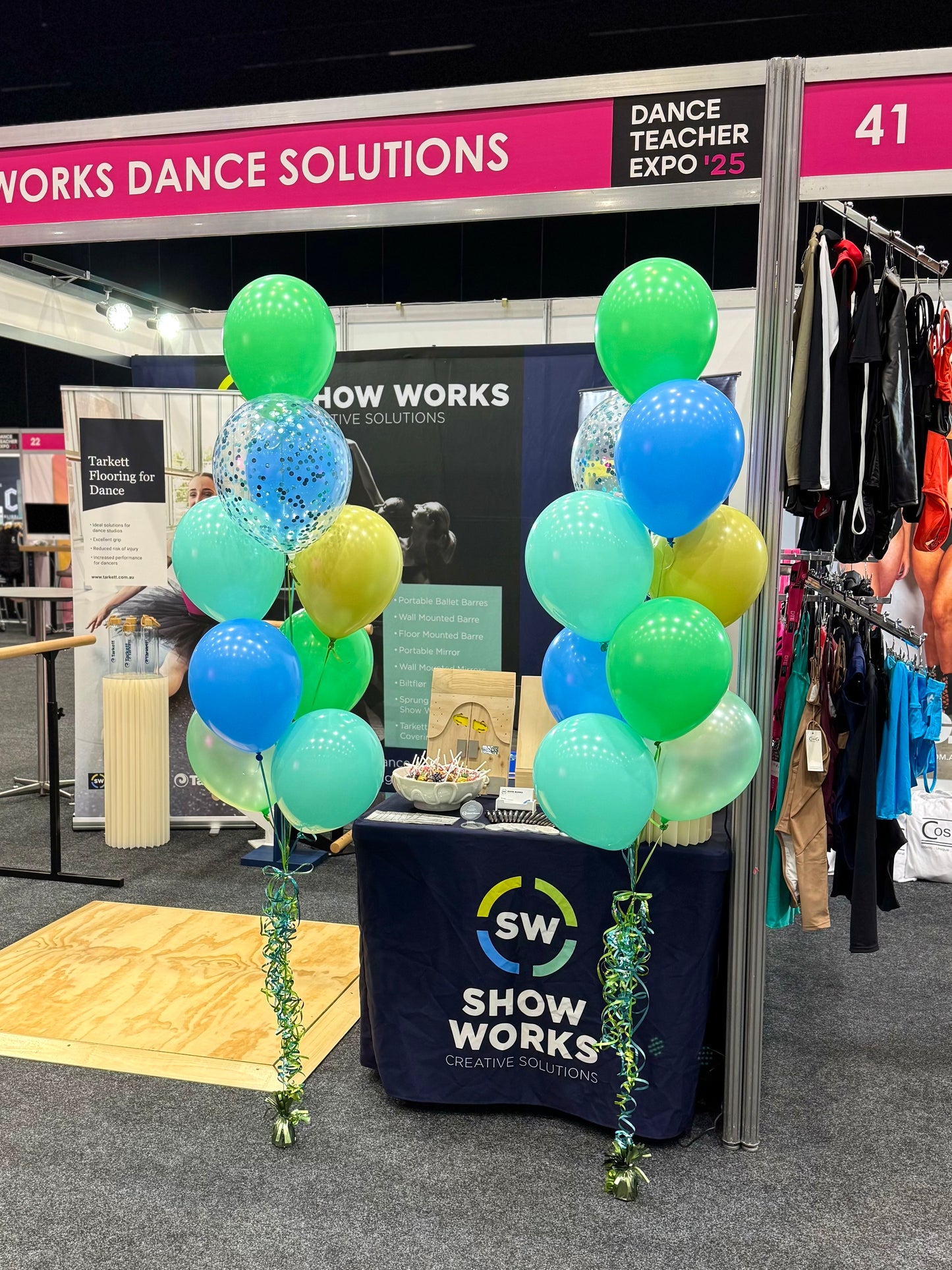 2 x Balloon Bouquets - Any colour