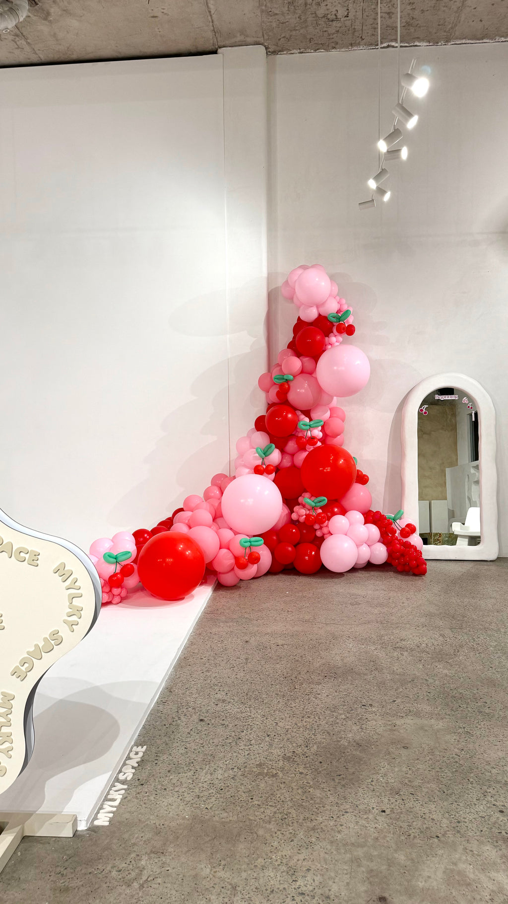 Custom Balloon Garland