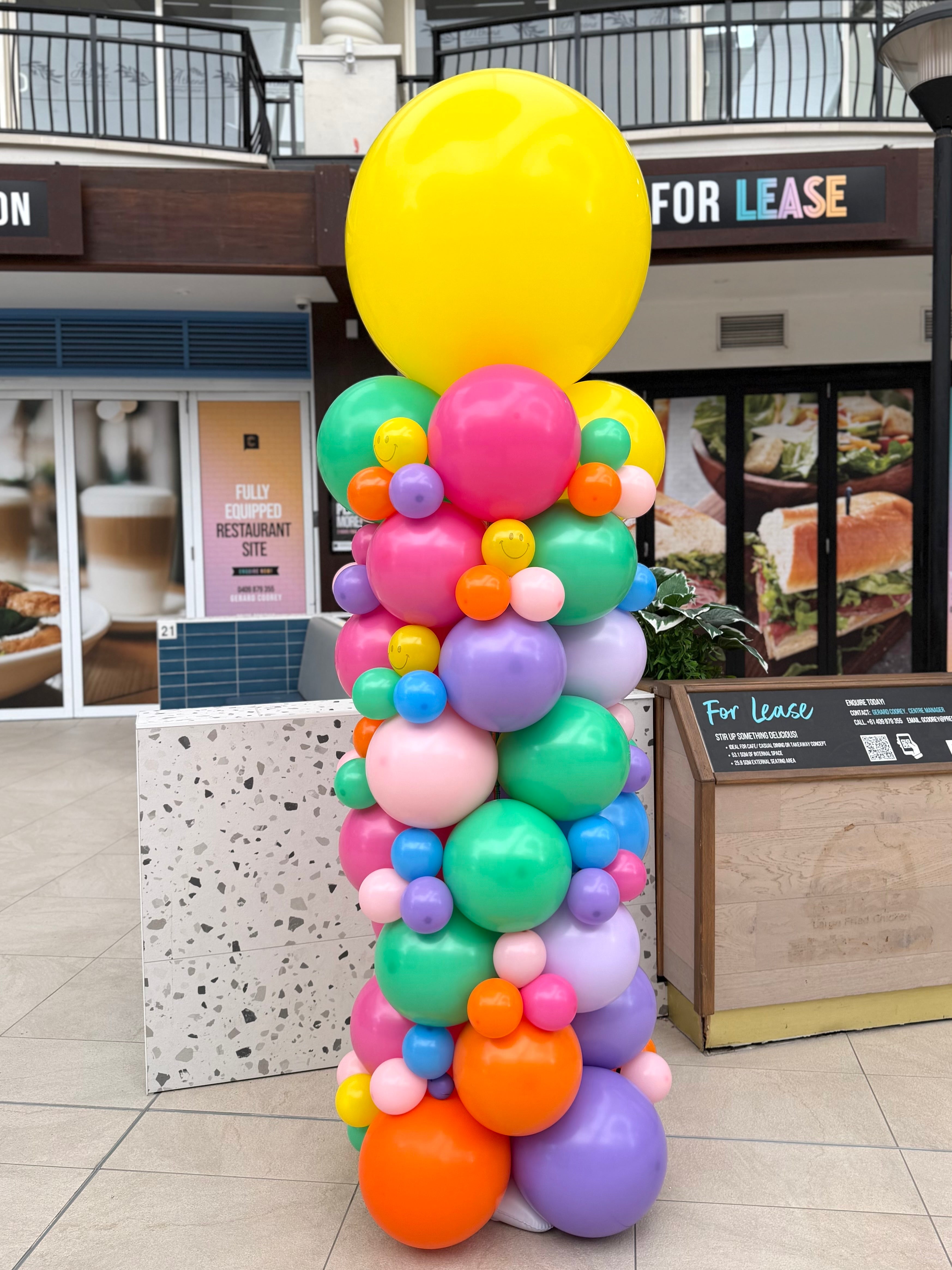 Colourful Organic Balloon Column