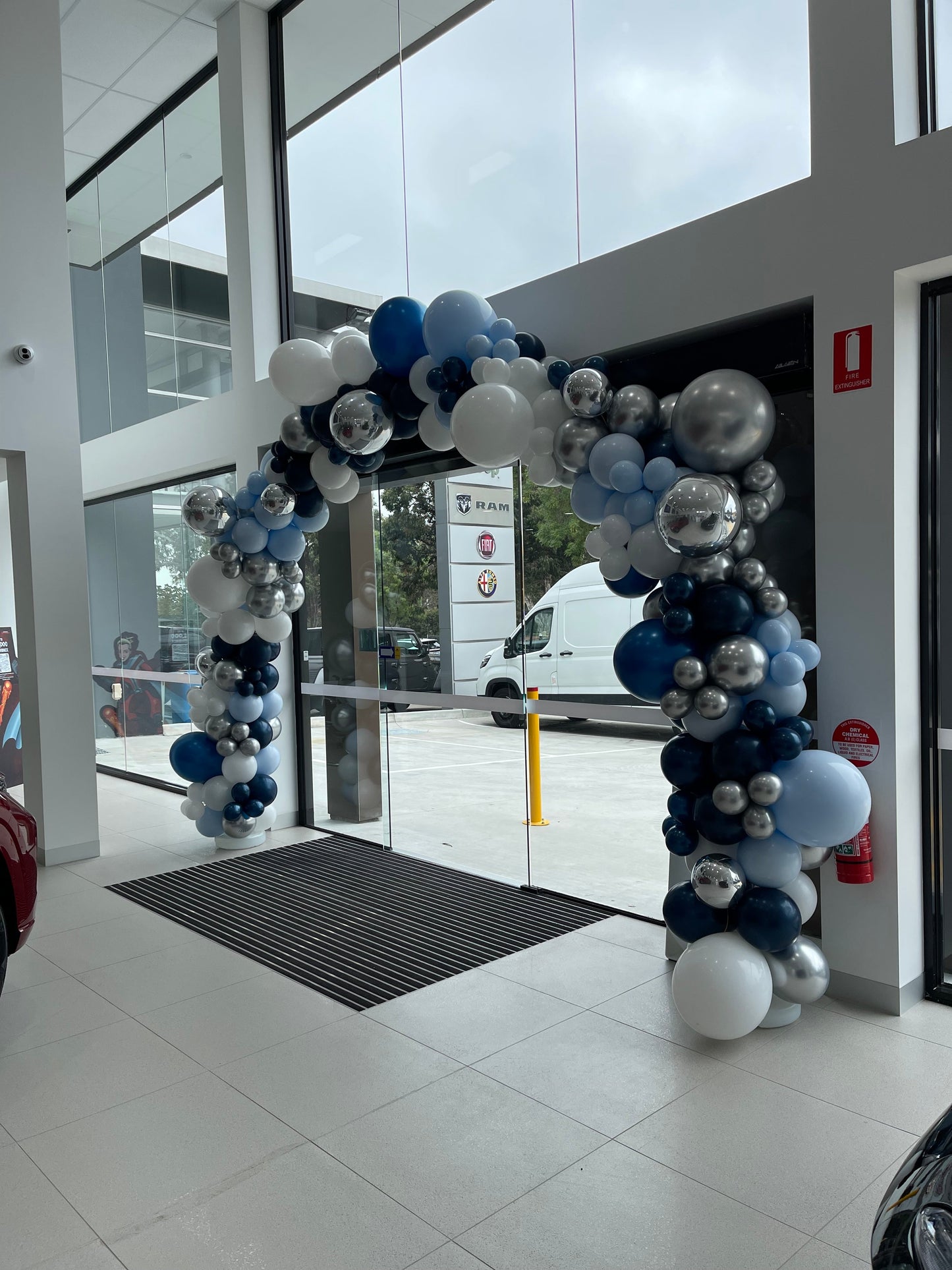 Organic Balloon Arch