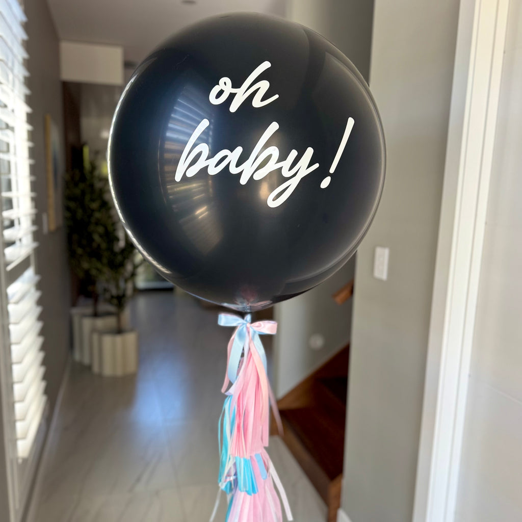 Gender Reveal jumbo balloon