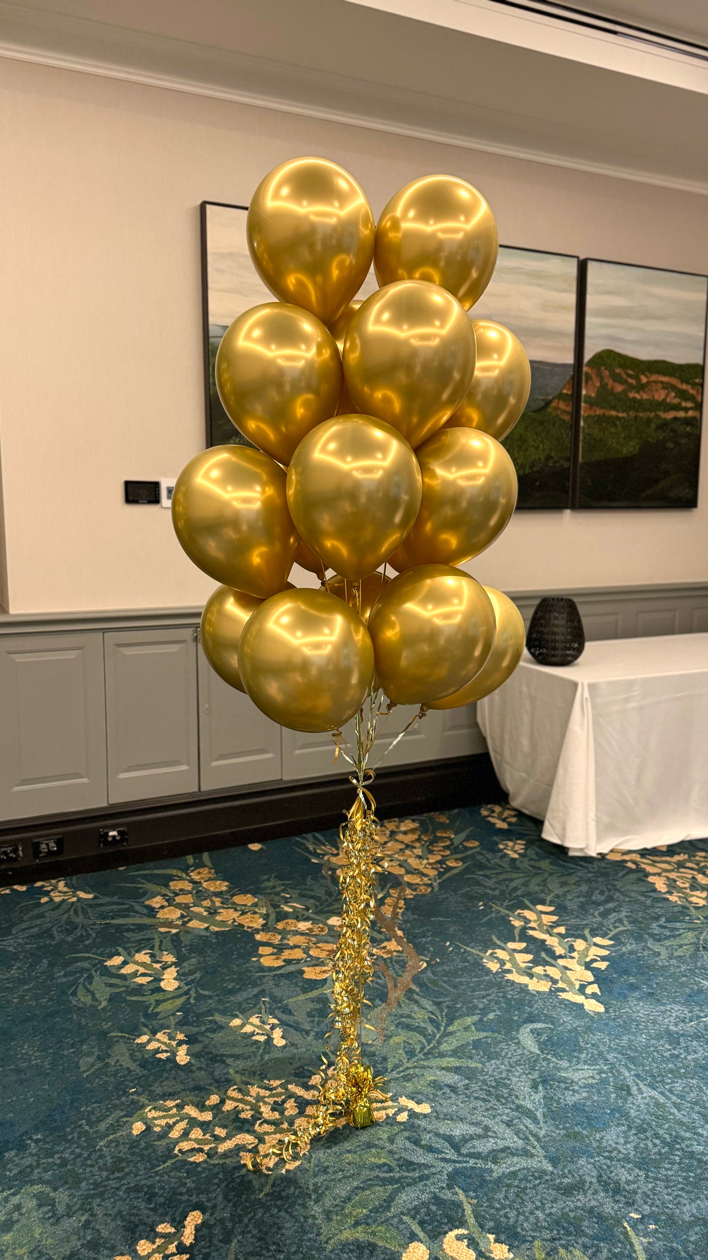 Chrome Gold Balloon Bouquet - Large