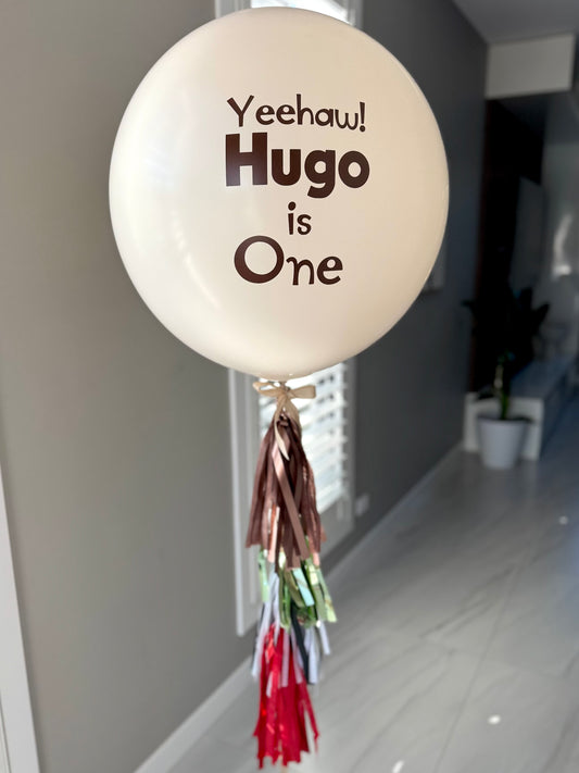 Large personalised balloon with tassel