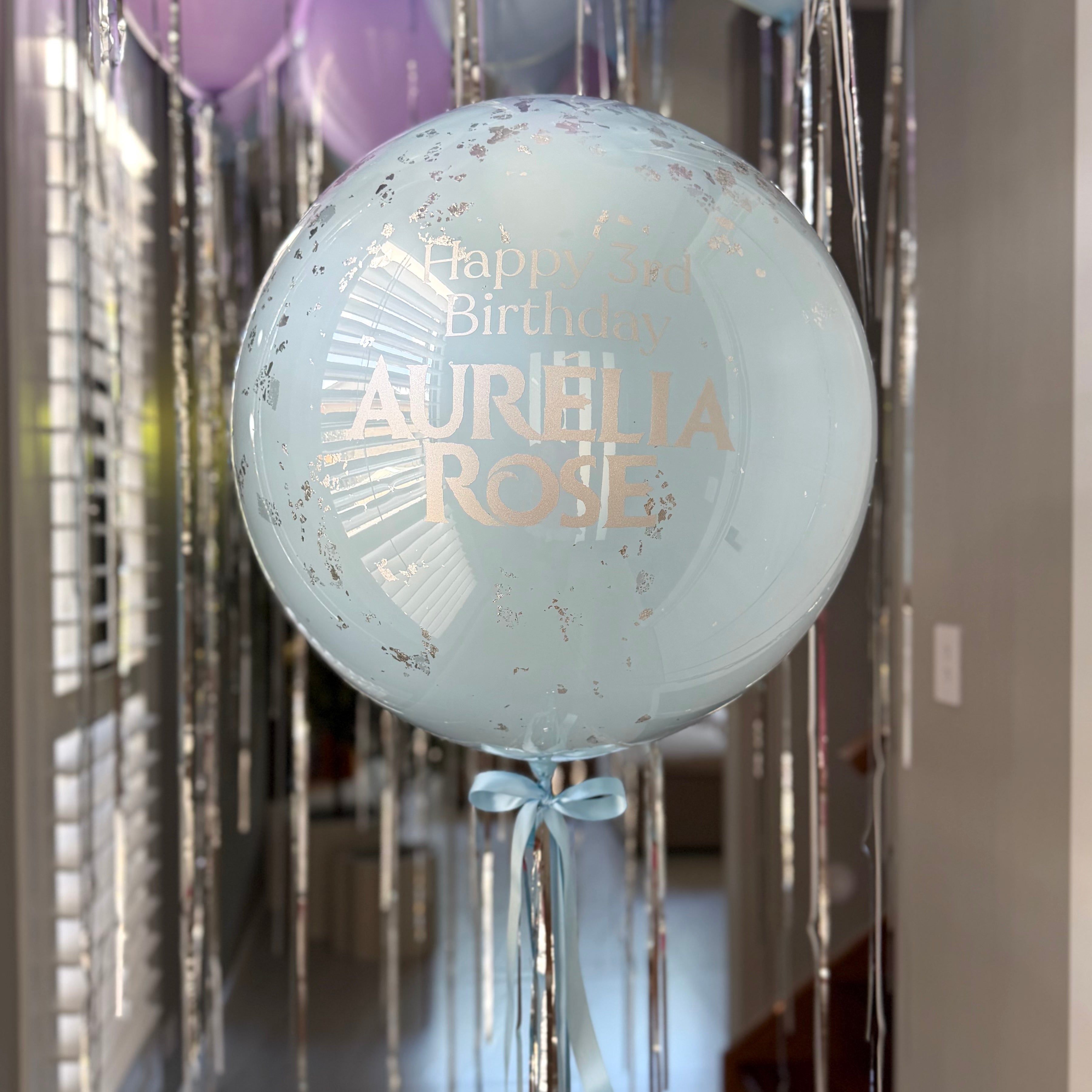 Personalised glass Jumbo balloon - light blue