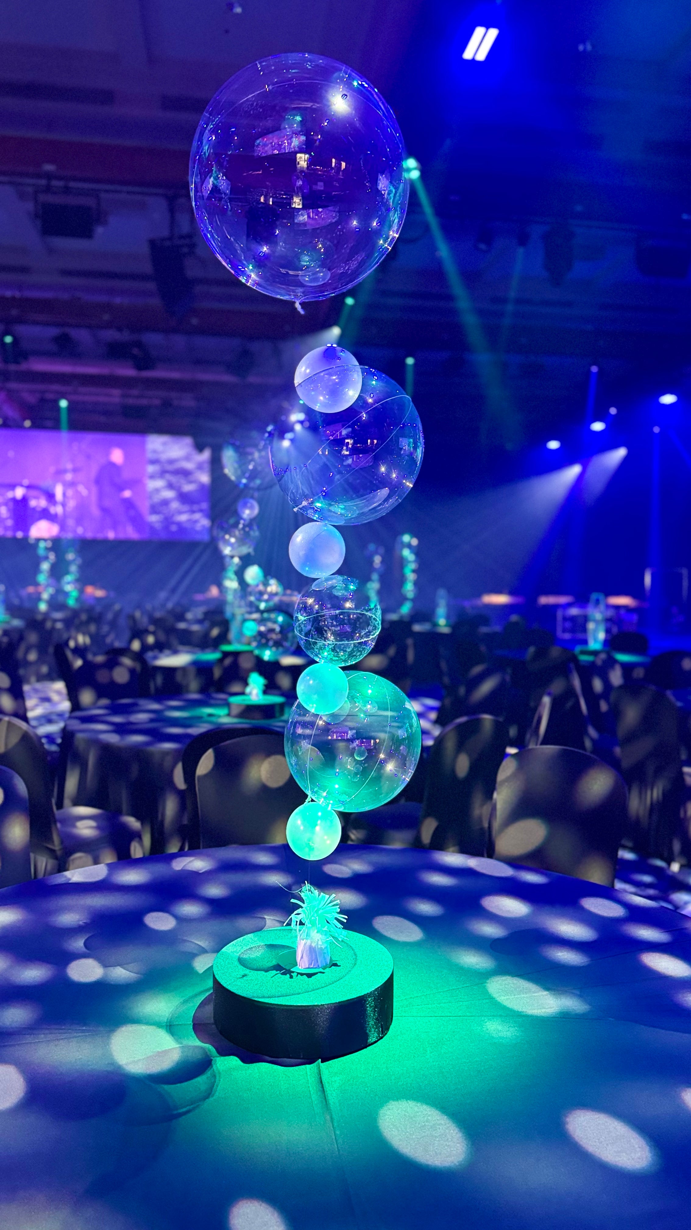 Bubbles table decor